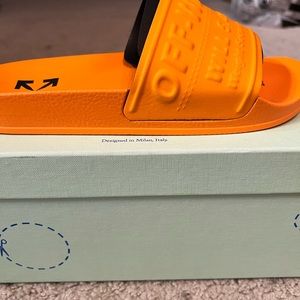 Authentic Off White slides!